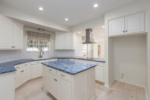 Interior, Kitchen, Recessed Lighting, Wood Texture Flooring