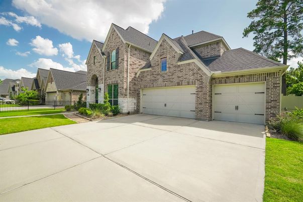 Attached, Exterior, Facade, Brick Facade, Brick Traditional
