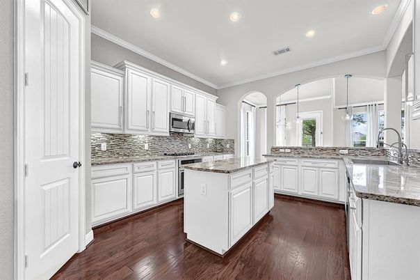 Interior, Kitchen, Pendant Lights, Recessed Lighting, Wood Texture Flooring