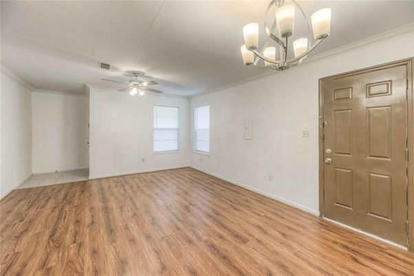Chandelier, Empty room, Interior, Wood Texture Flooring
