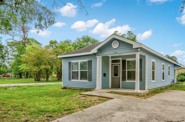Backyard, Exterior, Facade, None
