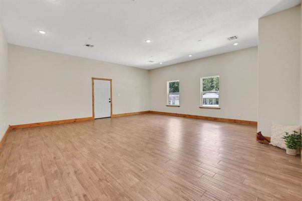 Empty room, Interior, Recessed Lighting, Wood Texture Flooring