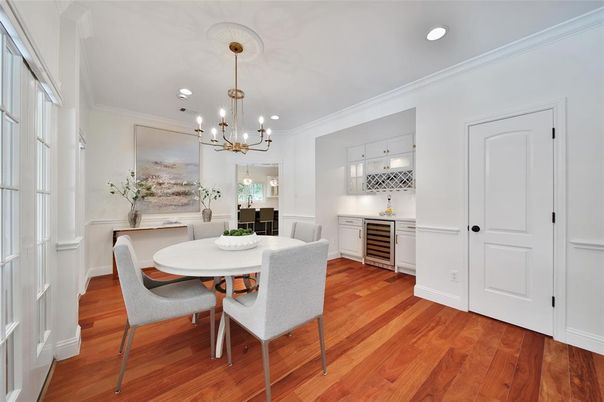 Dining room, Interior, Kitchen, Pendant Lights, Recessed Lighting, Wood Texture Flooring