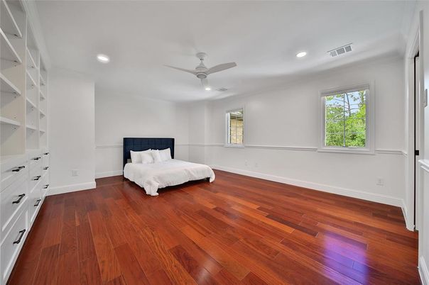 Bedroom, Interior, Recessed Lighting, Wood Texture Flooring