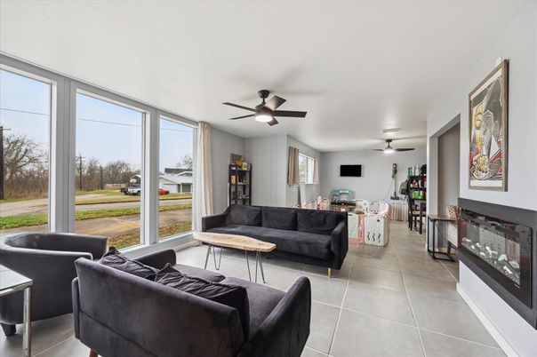 Fireplace, Interior, Living room