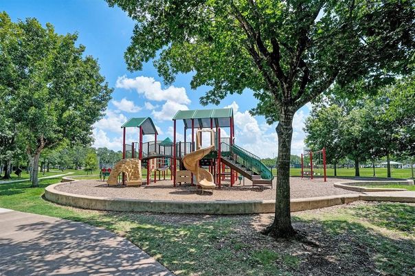 Backyard, Exterior, Playground