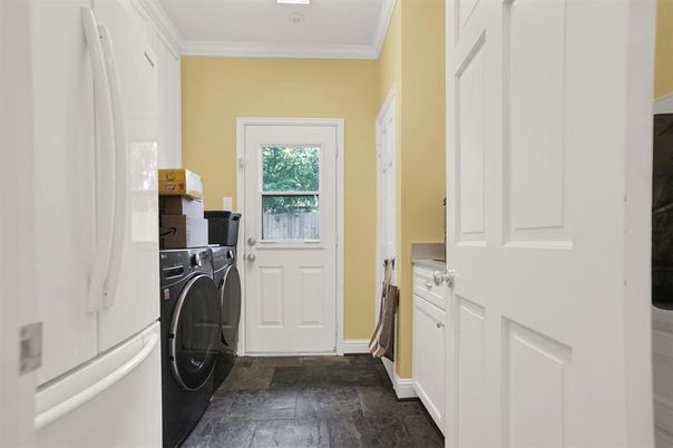 Interior, Recessed Lighting, Utility Closets, Washer