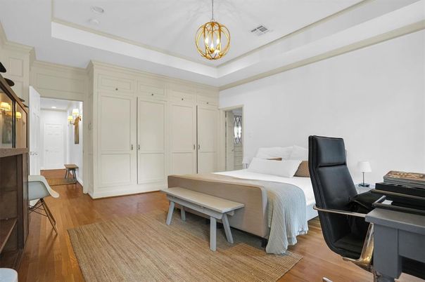Bedroom, Home Office, Interior, Pendant Lights, Wood Texture Flooring