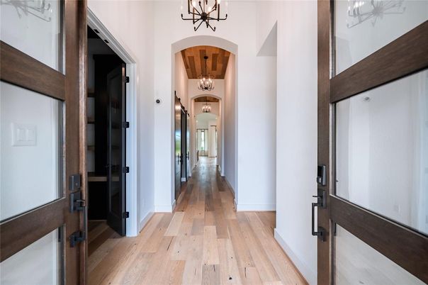 Chandelier, Interior, Wood Texture Flooring