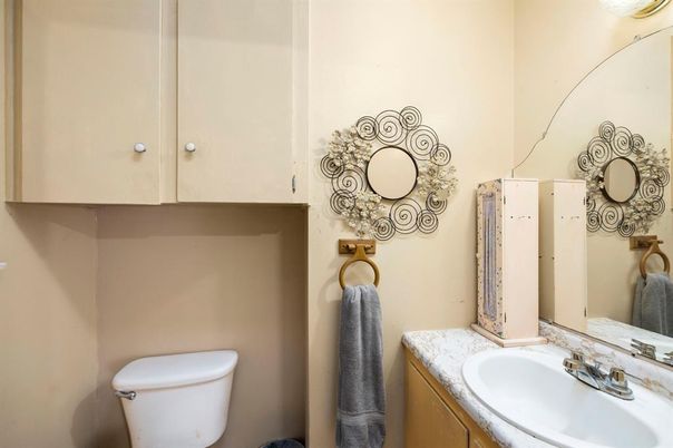 Bathroom, Interior