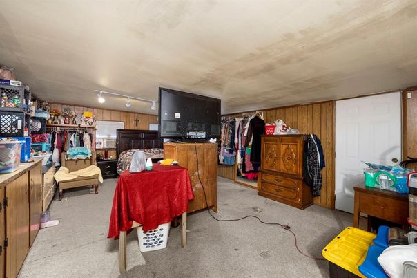 Interior, Wooden Walls