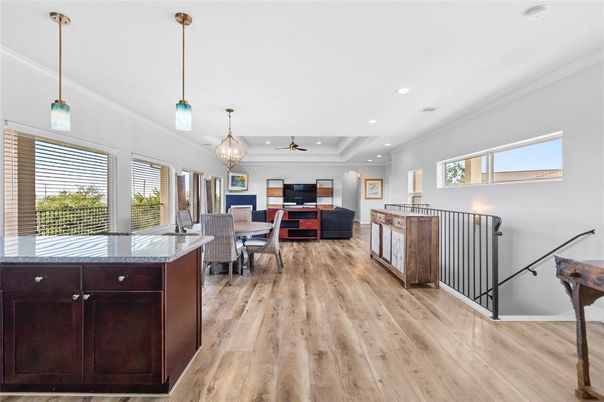 Dining room, Interior, Living room, Pendant Lights, Recessed Lighting, Wood Texture Flooring