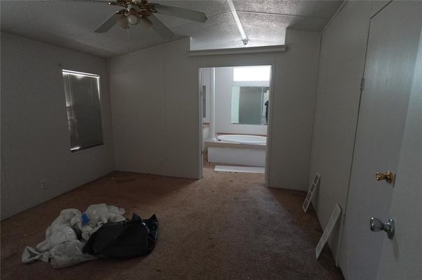Bathroom, Empty room, Interior