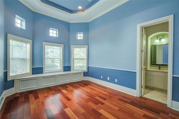 Bathroom, Empty room, Interior, Recessed Lighting, Wood Texture Flooring