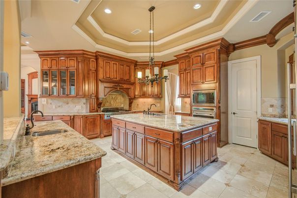 Chandelier, Interior, Kitchen, Pendant Lights, Recessed Lighting, Stainless Steel Appliances