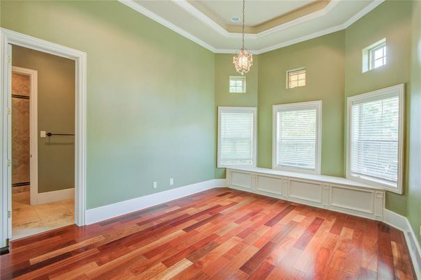 Chandelier, Empty room, Interior, Pendant Lights, Wood Texture Flooring