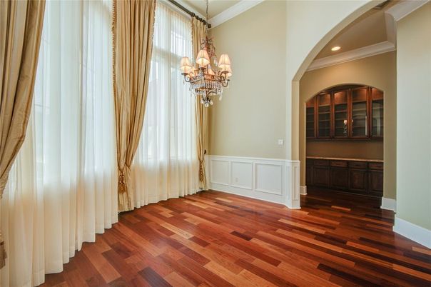 Chandelier, Empty room, Interior, Recessed Lighting, Wood Texture Flooring