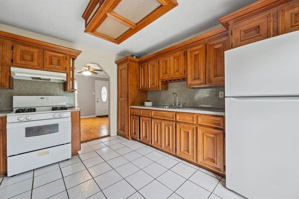 Interior, Kitchen, Wood Texture Flooring