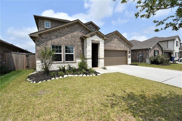 Attached, Exterior, Facade, Brick Facade, Brick Traditional