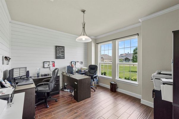 Home Office, Interior, Pendant Lights, Wood Texture Flooring