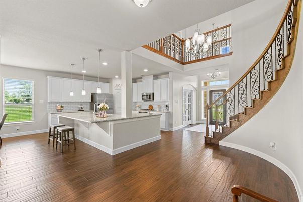Chandelier, Dining room, Interior, Kitchen, Pendant Lights, Recessed Lighting, Wood Texture Flooring