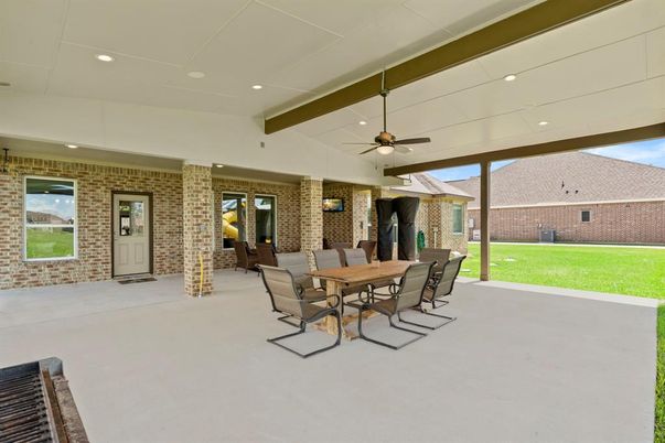 Exterior, Recessed Lighting, Stone Walls