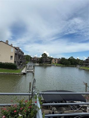 Exterior, Water