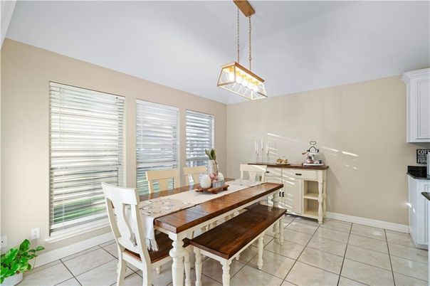 Dining room, Interior, Pendant Lights