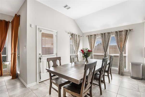 Dining room, Interior
