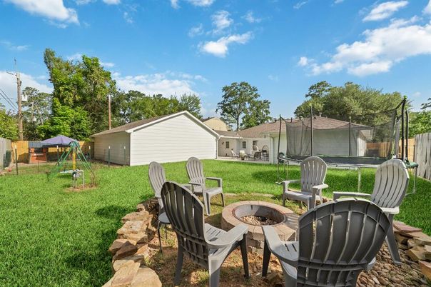 Backyard, Exterior, Playground