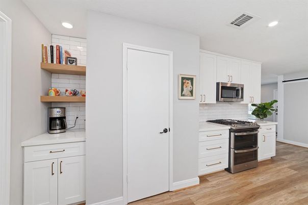 Interior, Kitchen, Recessed Lighting, Wood Texture Flooring