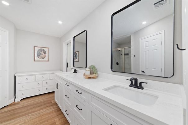 Bathroom, Dual Sink Vanities, Interior, Recessed Lighting, Wood Texture Flooring