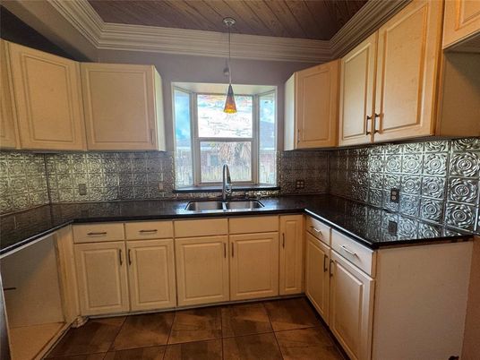 Interior, Kitchen, Pendant Lights