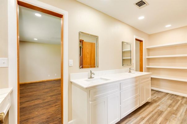 Bathroom, Dual Sink Vanities, Interior, Recessed Lighting, Wood Texture Flooring