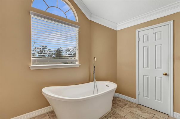 Bathroom, Free Standing Baths, Interior