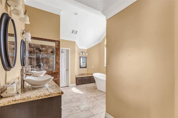 Bathroom, Dual Sink Vanities, Free Standing Baths, Interior, Recessed Lighting