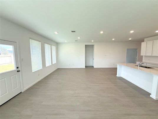 Empty room, Interior, Recessed Lighting, Wood Texture Flooring