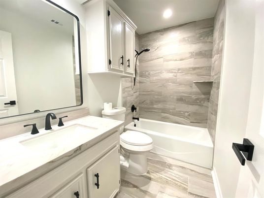 Bathroom, Interior, Recessed Lighting, Wood Texture Flooring