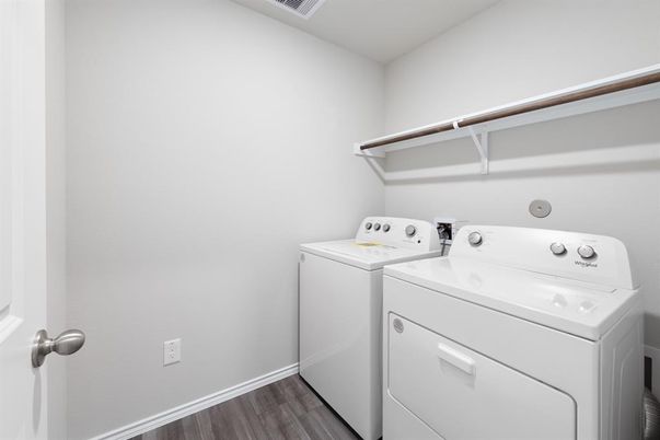 Interior, Washer, Wood Texture Flooring
