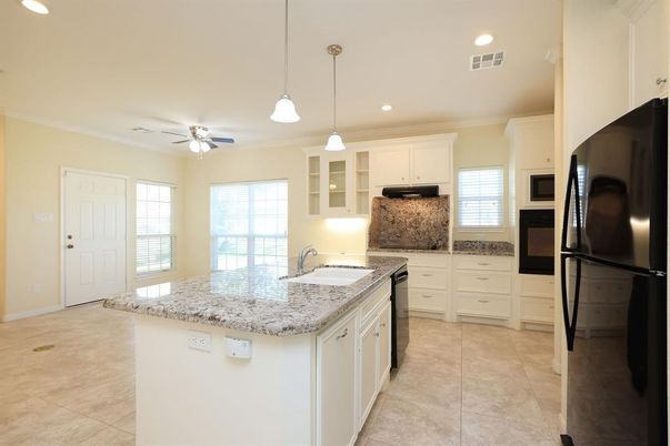 Interior, Kitchen, Pendant Lights, Recessed Lighting