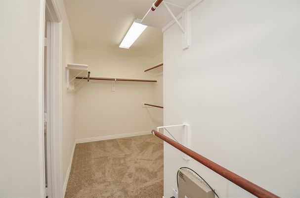 Interior, Walk-in Closets