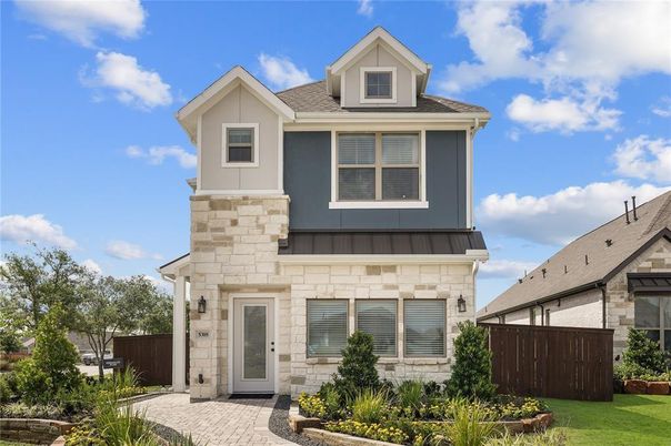 Exterior, Facade, American Craftsman