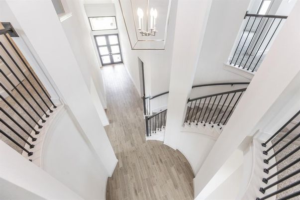Interior, Pendant Lights, Wood Texture Flooring