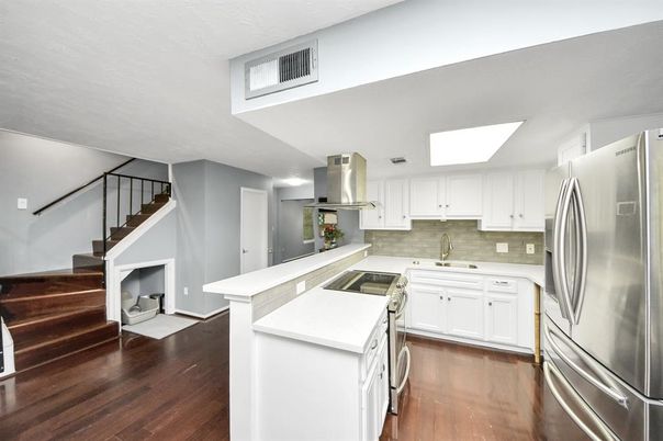 Interior, Kitchen, Stainless Steel Appliances, Wood Texture Flooring