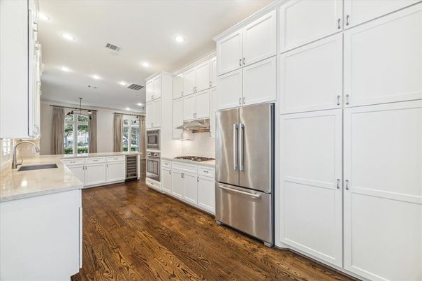 Interior, Kitchen, Pendant Lights, Recessed Lighting, Wood Texture Flooring