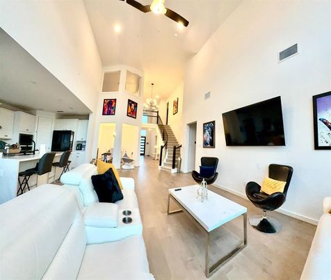 Dining room, Interior, Kitchen, Living room, Pendant Lights, Recessed Lighting, Wood Texture Flooring
