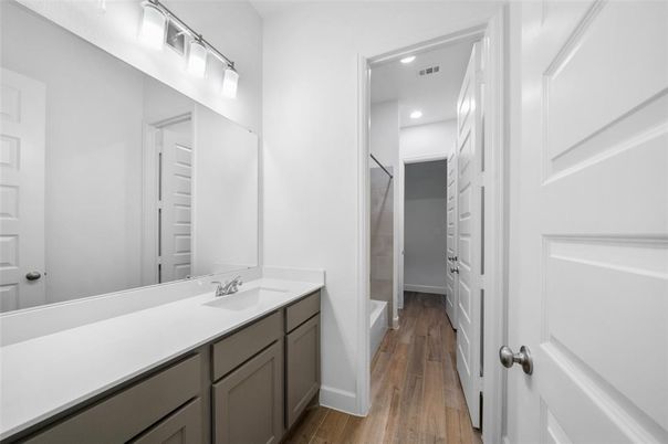 Bathroom, Interior, Recessed Lighting, Walk-in Closets, Wood Texture Flooring