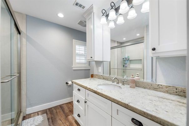 Bathroom, Interior, Recessed Lighting, Wood Texture Flooring