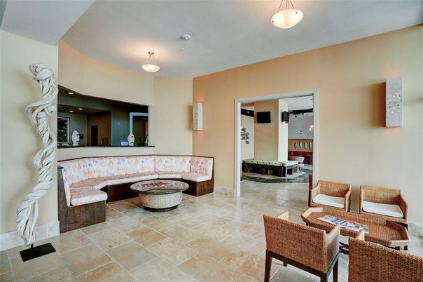 Dining room, Interior, Living room, Pendant Lights, Recessed Lighting