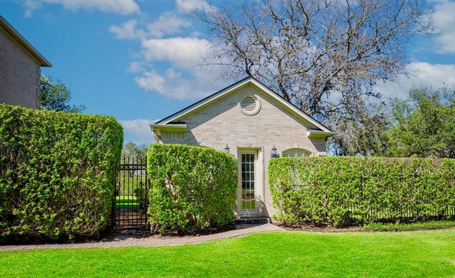 Backyard, Exterior, Facade, Brick Traditional
